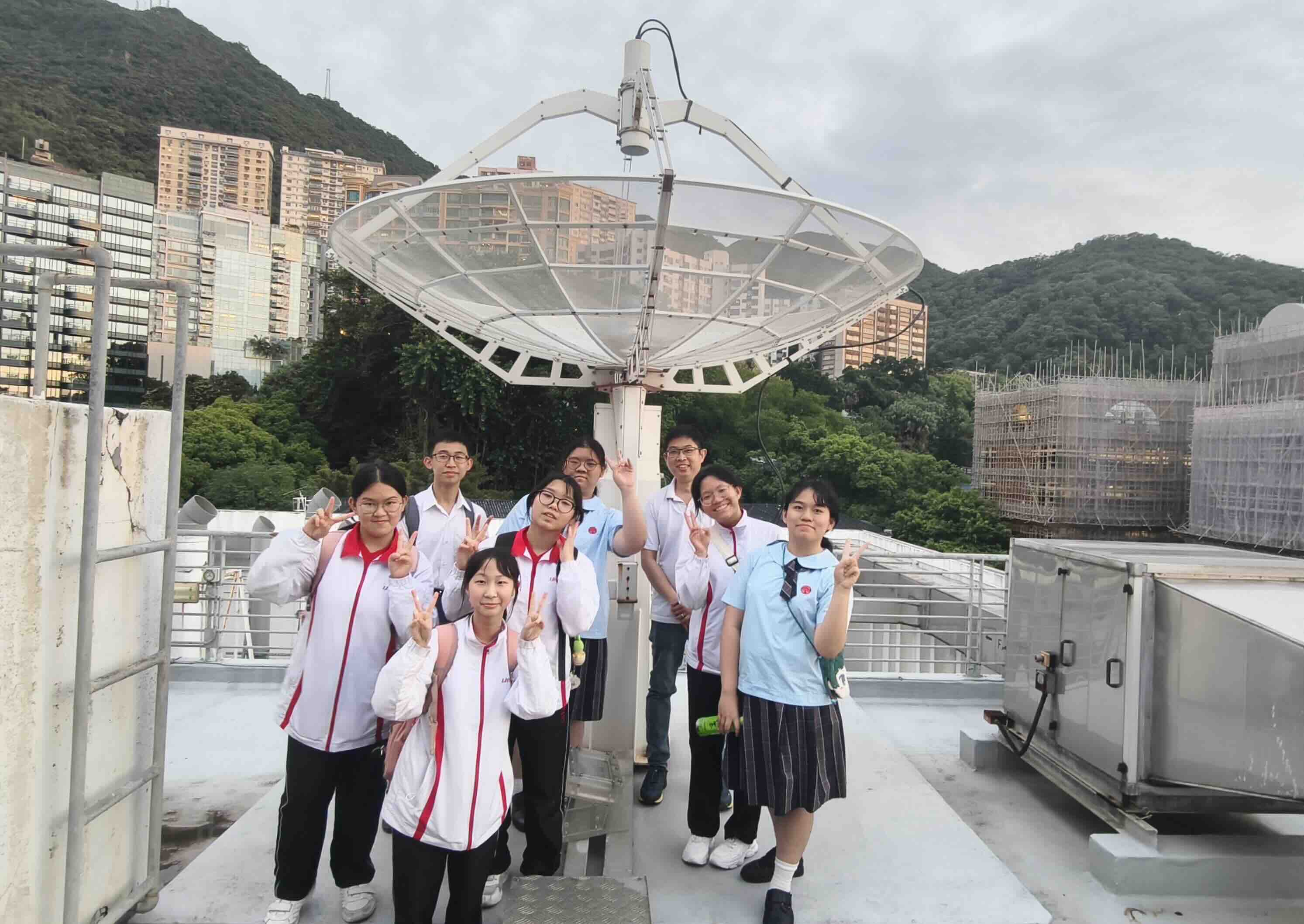 價值觀教育組：《以人工智能識別光污染源》講座及參觀香港大學莊月明物理樓天台觀測站