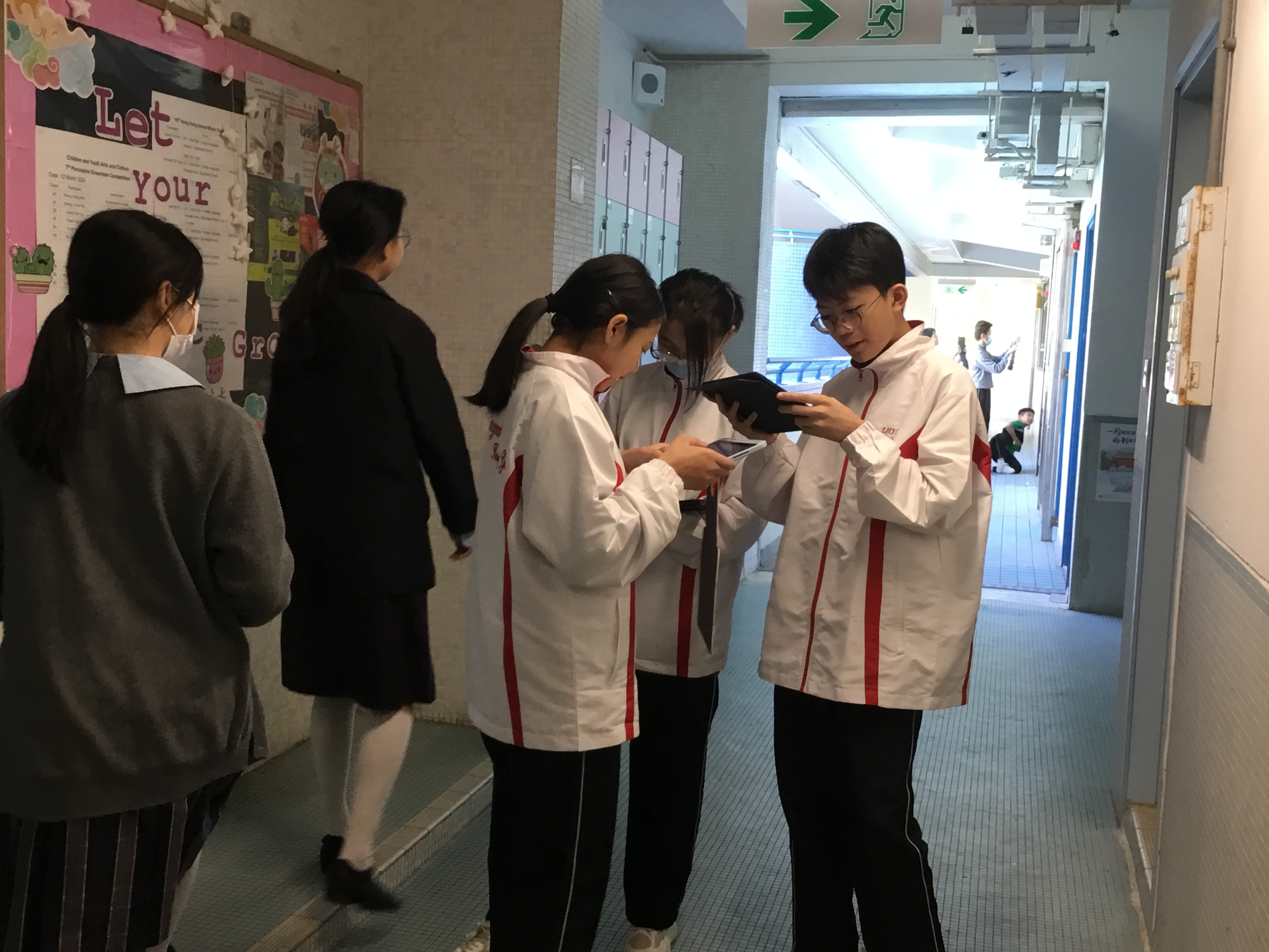「價值觀教育月及國事‧港史文化月」—— 「中一香港歷史校園遊蹤班際比賽」