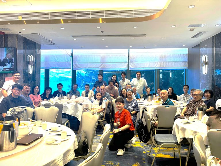 校友會舉辦衡怡35周年感恩聚餐