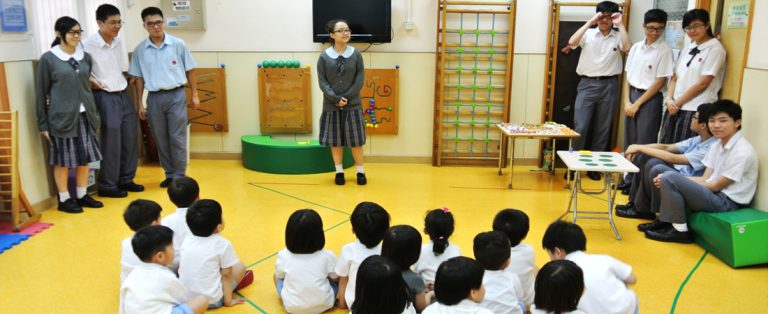 5D 班一人一服務